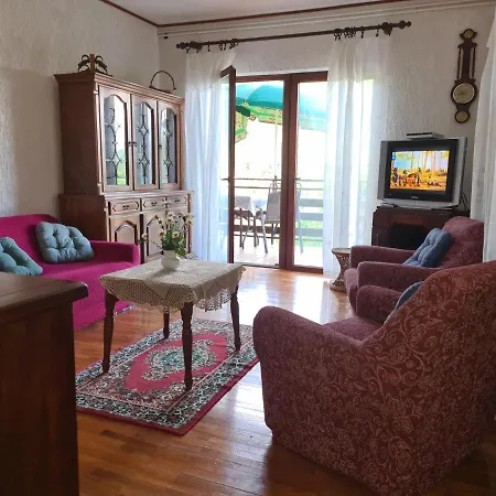 5 * Mošćenička Draga