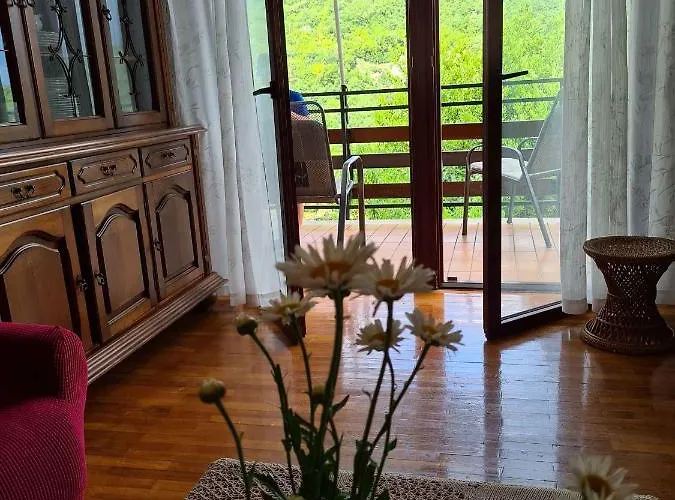 5 * Moscenicka Draga