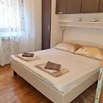 5 Apartament *
