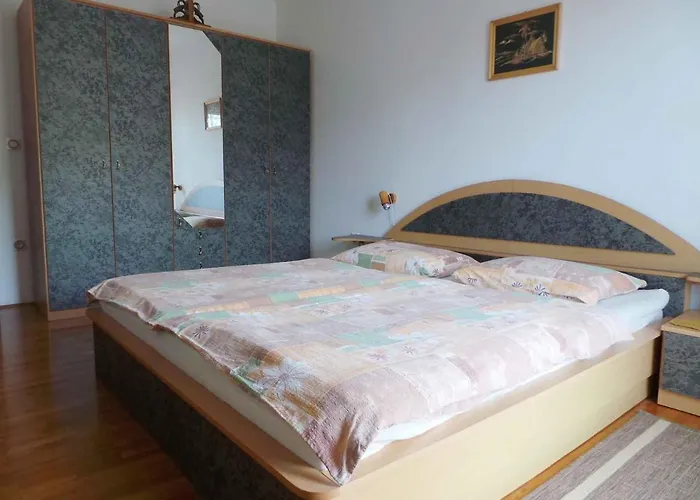 5 Mošćenička Draga